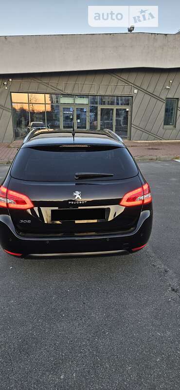 Универсал Peugeot 308 2018 в Львове