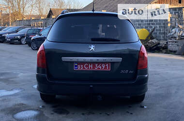 Универсал Peugeot 308 2011 в Калуше