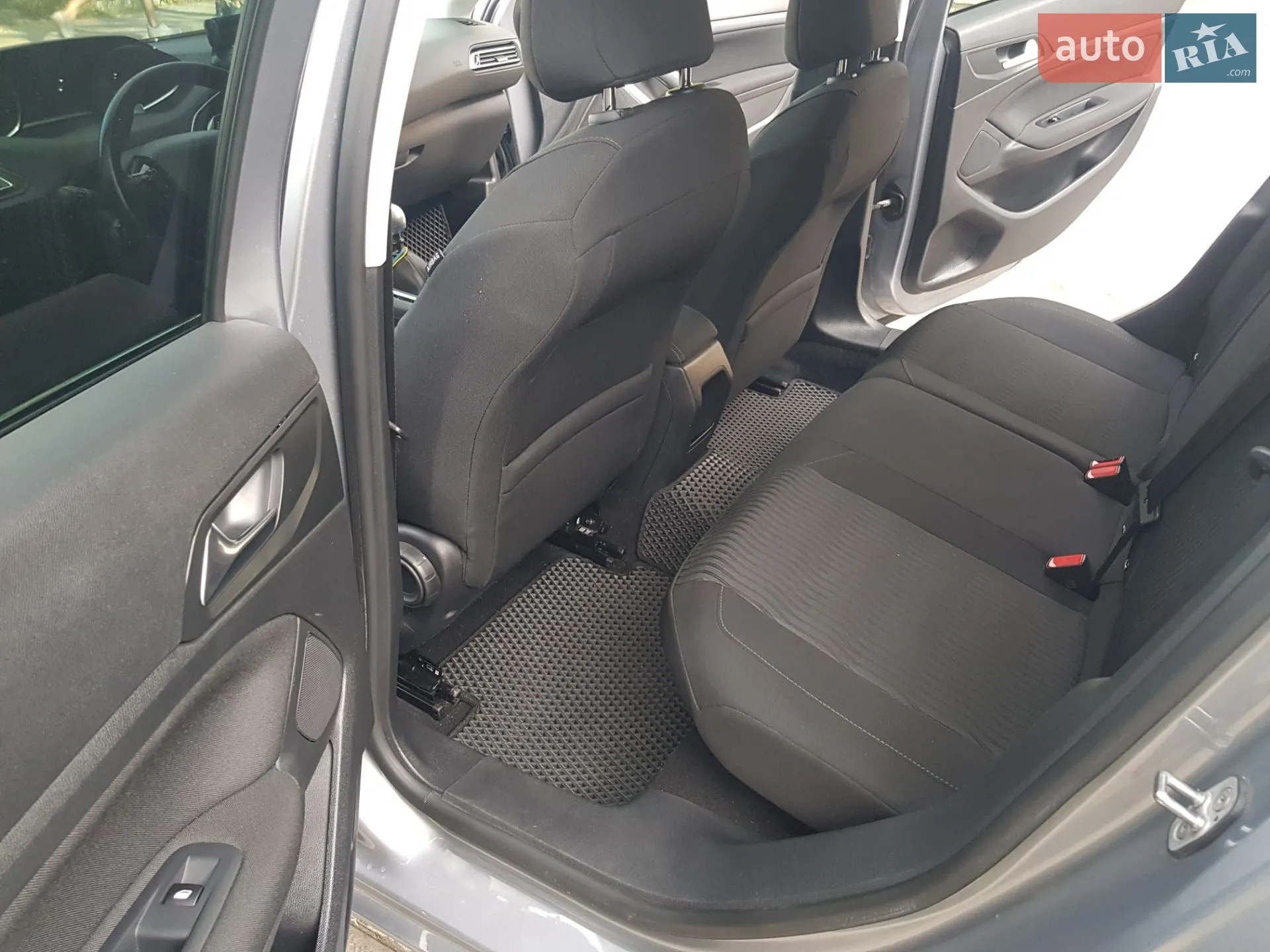 2016 Peugeot 308 - мініатюра 9
