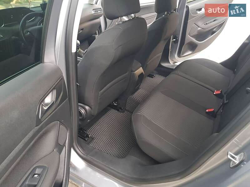 Універсал Peugeot 308 2016 в Миколаєві