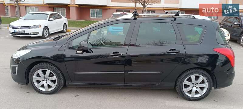 Універсал Peugeot 308 2011 в Києві