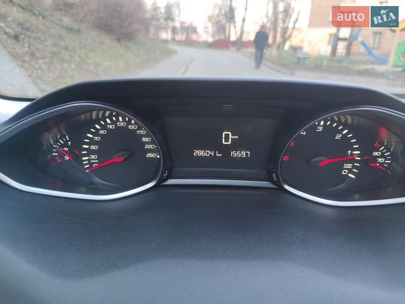 Универсал Peugeot 308 2015 в Киеве