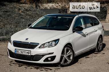 Универсал Peugeot 308 2015 в Дрогобыче