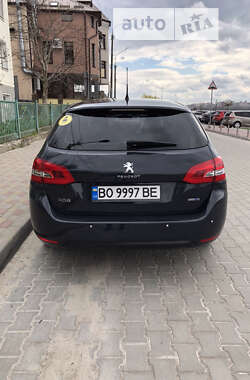 Універсал Peugeot 308 2014 в Тернополі