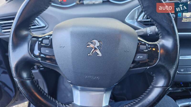 Універсал Peugeot 308 2016 в Львові