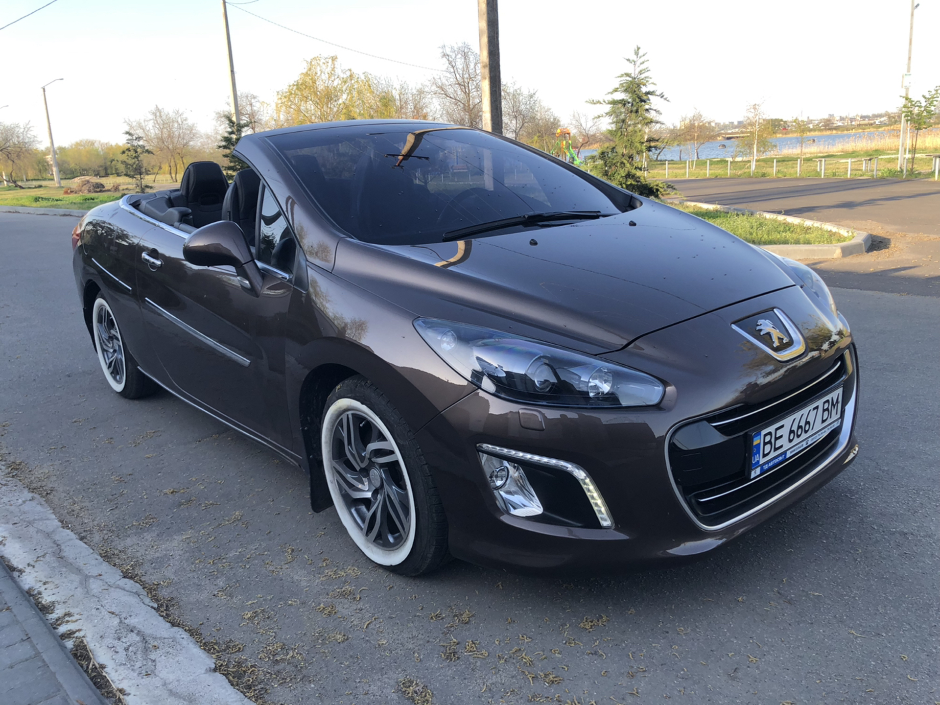 2014 Peugeot 308 - мініатюра 11