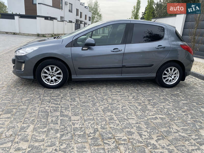 Хэтчбек Peugeot 308 2010 в Львове фото 4 Хэтчбек Peugeot 308 2010 в Львове