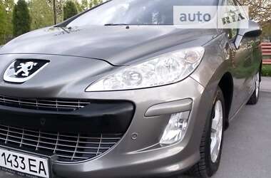 Універсал Peugeot 308 2009 в Звягелі