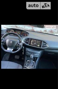 Универсал Peugeot 308 2017 в Хмельницком