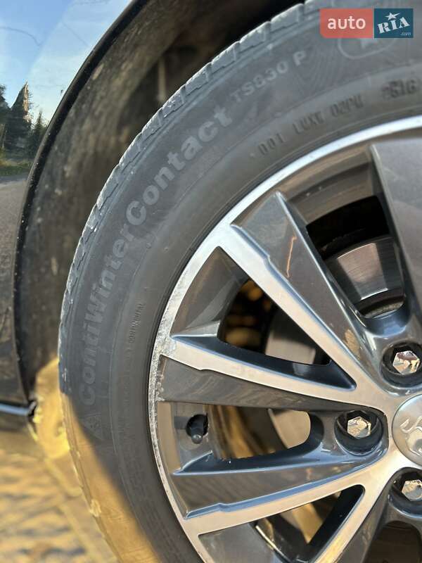 Універсал Peugeot 308 2017 в Дрогобичі