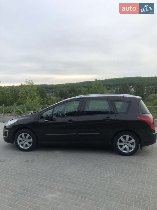 Универсал Peugeot 308 2012 в Теребовле