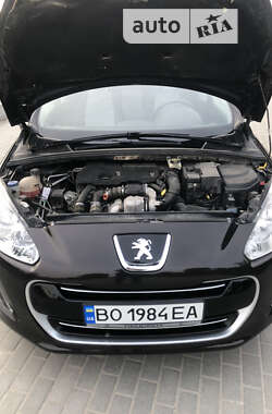 Універсал Peugeot 308 2012 в Теребовлі