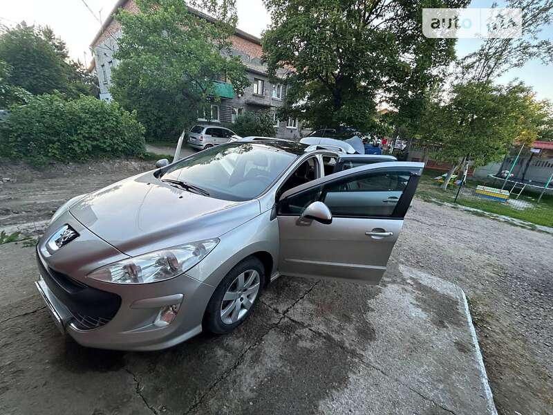 Универсал Peugeot 308 2008 в Мостиске