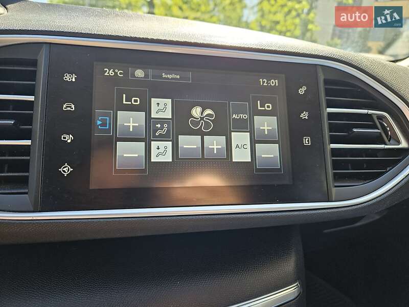 Универсал Peugeot 308 2016 в Киеве