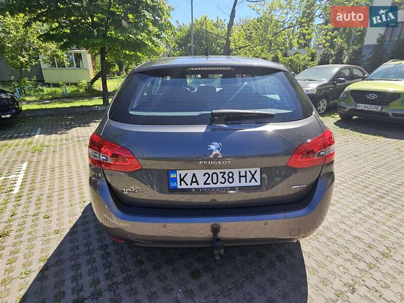 Универсал Peugeot 308 2016 в Киеве