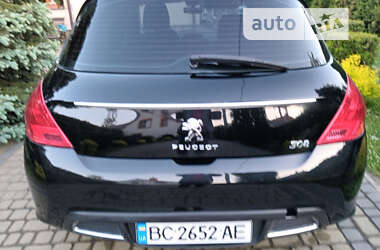 Хэтчбек Peugeot 308 2011 в Львове