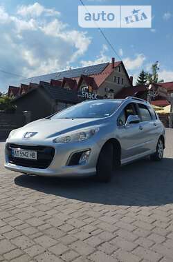 Универсал Peugeot 308 2011 в Богородчанах