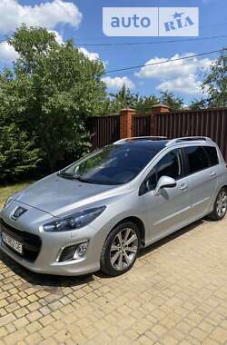 Універсал Peugeot 308 2012 в Дніпрі