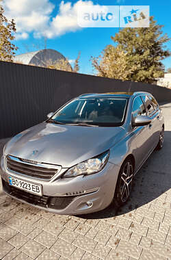 Универсал Peugeot 308 2015 в Тернополе