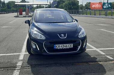 Хетчбек Peugeot 308 2011 в Києві