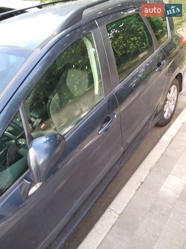 Универсал Peugeot 308 2012 в Киеве