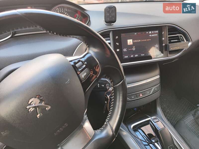 Универсал Peugeot 308 2018 в Луцке