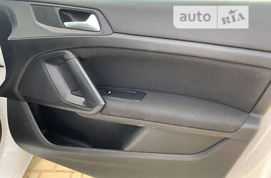 Хэтчбек Peugeot 308 2015 в 