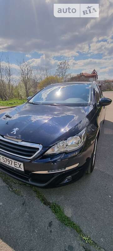 Универсал Peugeot 308 2015 в Калуше