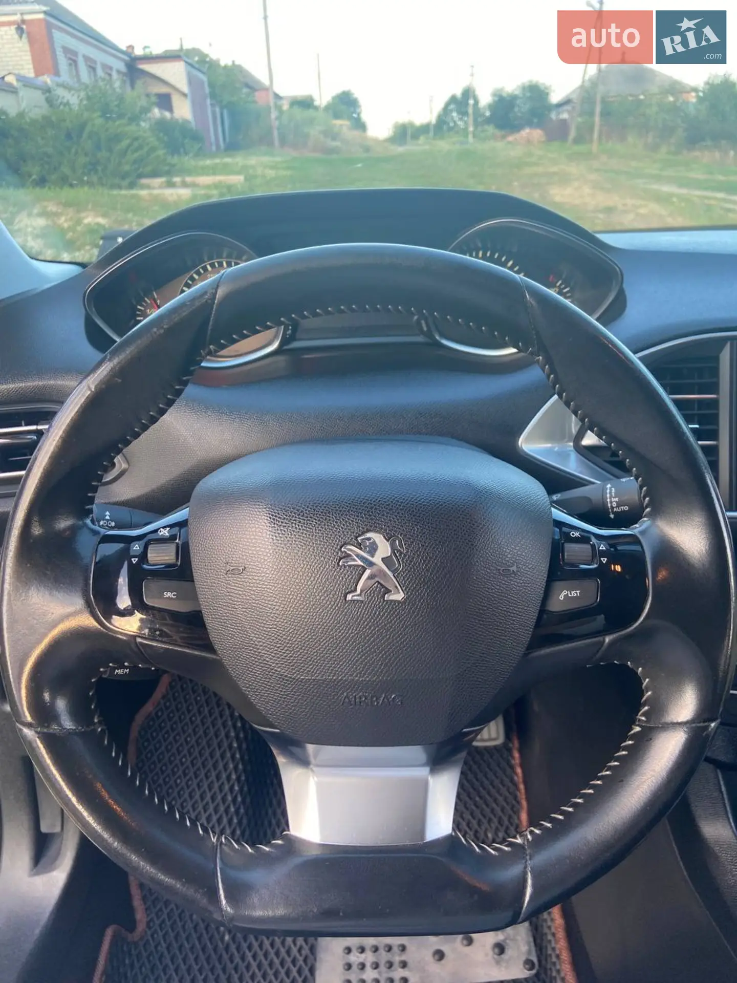 2015 Peugeot 308 - мініатюра 12