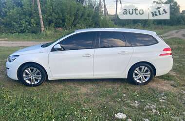 Універсал Peugeot 308 2015 в Харкові