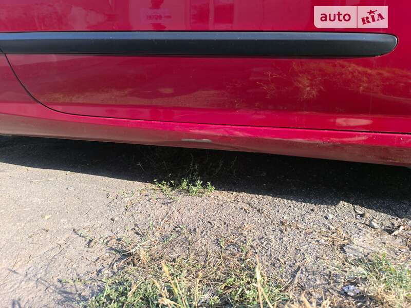 Хетчбек Peugeot 308 2008 в Кагарлику