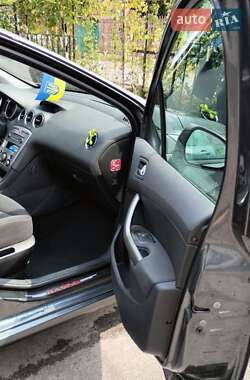 Универсал Peugeot 308 2009 в 
