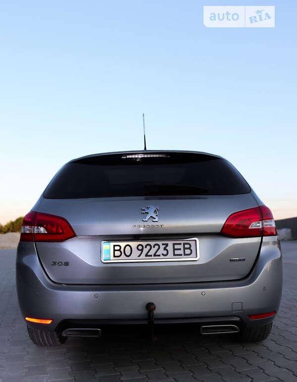 Універсал Peugeot 308 2015 в Тернополі