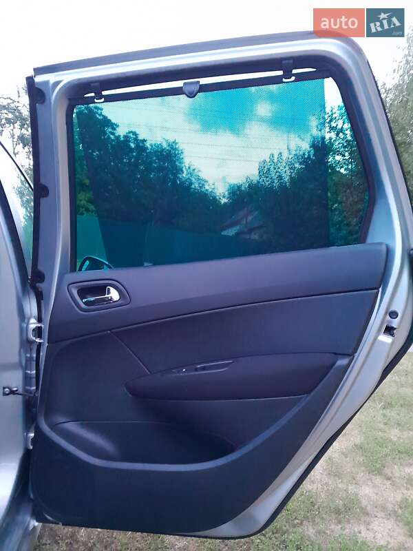 Универсал Peugeot 308 2010 в Киеве