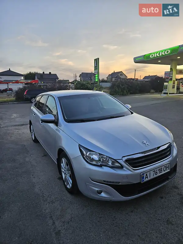 Peugeot 308 2016