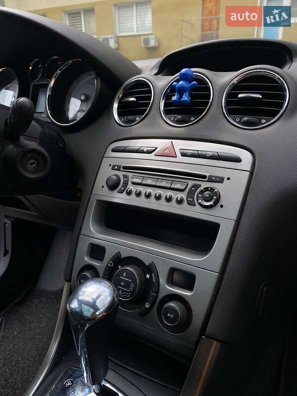 Универсал Peugeot 308 2010 в Ровно