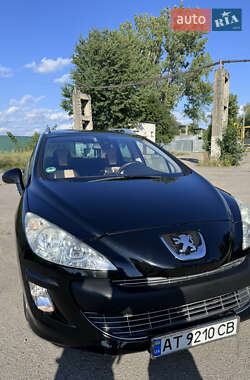Универсал Peugeot 308 2010 в 