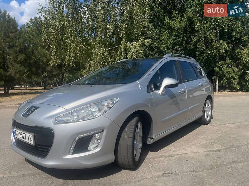 Универсал Peugeot 308 2011 в Запорожье