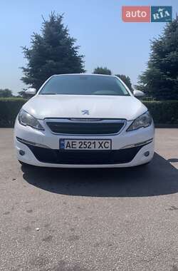 Peugeot 308 2016