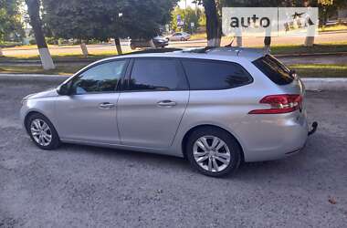 Універсал Peugeot 308 2014 в Тернополі