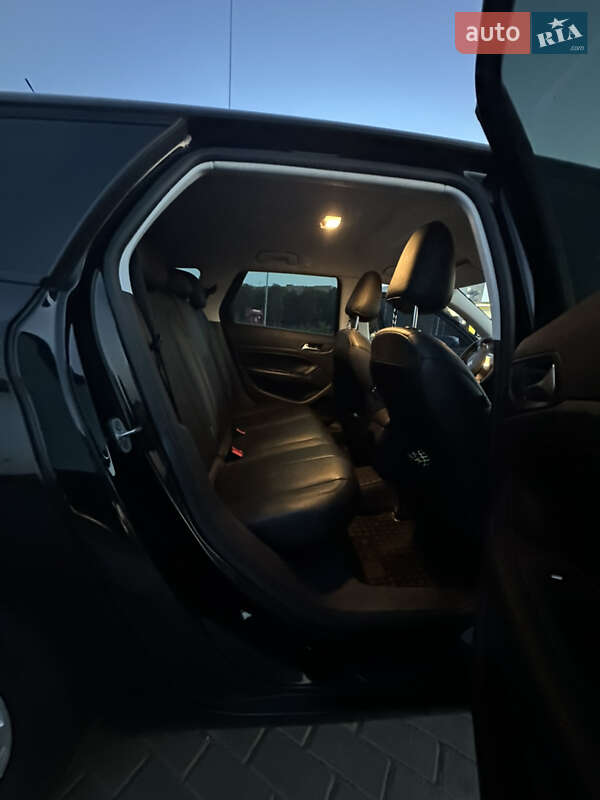 Універсал Peugeot 308 2015 в Рівному