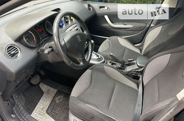 Хетчбек Peugeot 308 2011 в Трускавці