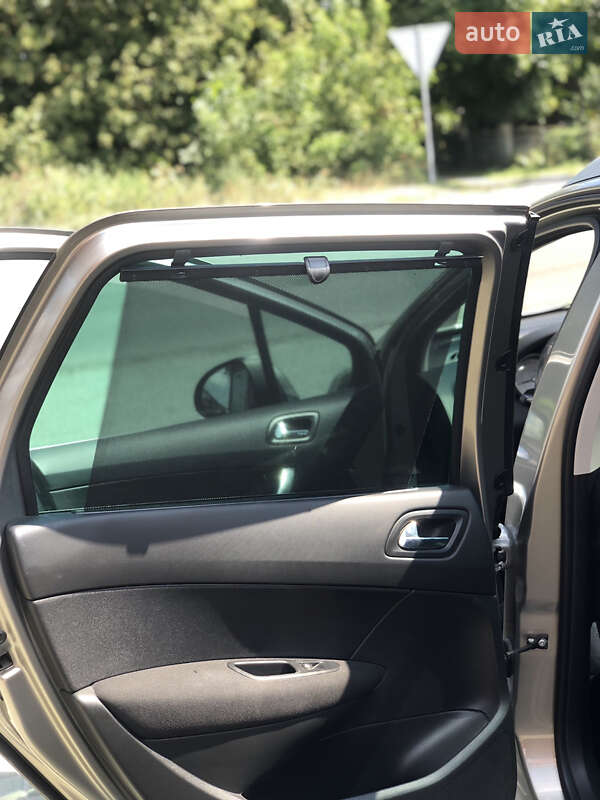 Универсал Peugeot 308 2010 в Хмельницком