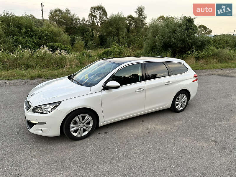 Универсал Peugeot 308 2014 в Великом Березном
