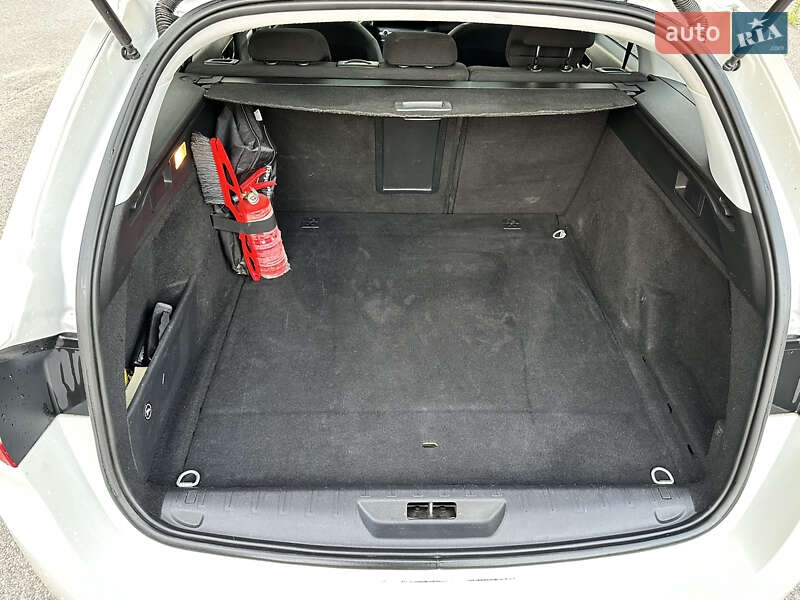 Универсал Peugeot 308 2014 в Великом Березном