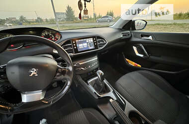 Хэтчбек Peugeot 308 2014 в Луцке