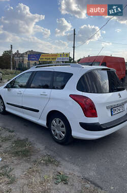 Универсал Peugeot 308 2011 в Сумах