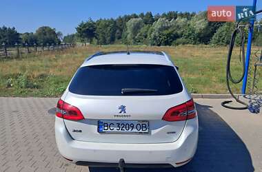 Універсал Peugeot 308 2015 в Городку