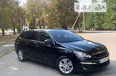 Універсал Peugeot 308 2015 в Жовтих Водах