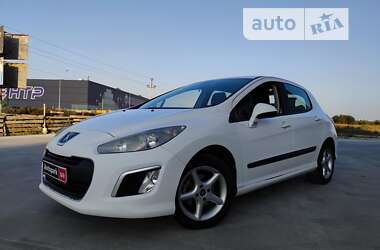 Хетчбек Peugeot 308 2011 в Львові